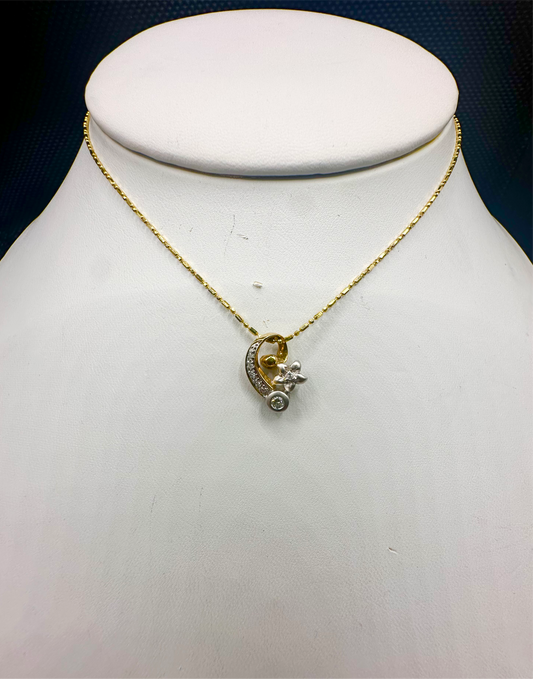 Diamond Gold Flower Pendant